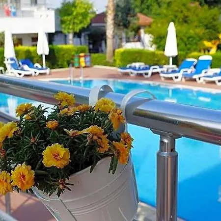 Ξενοδοχείο Irem Garden 3*